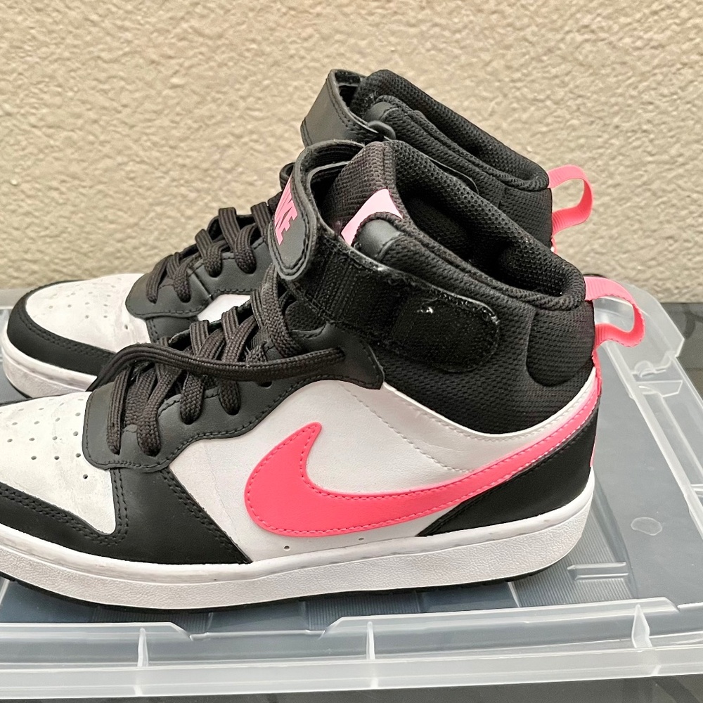 Nike Kids Court Borough 2 High Tops